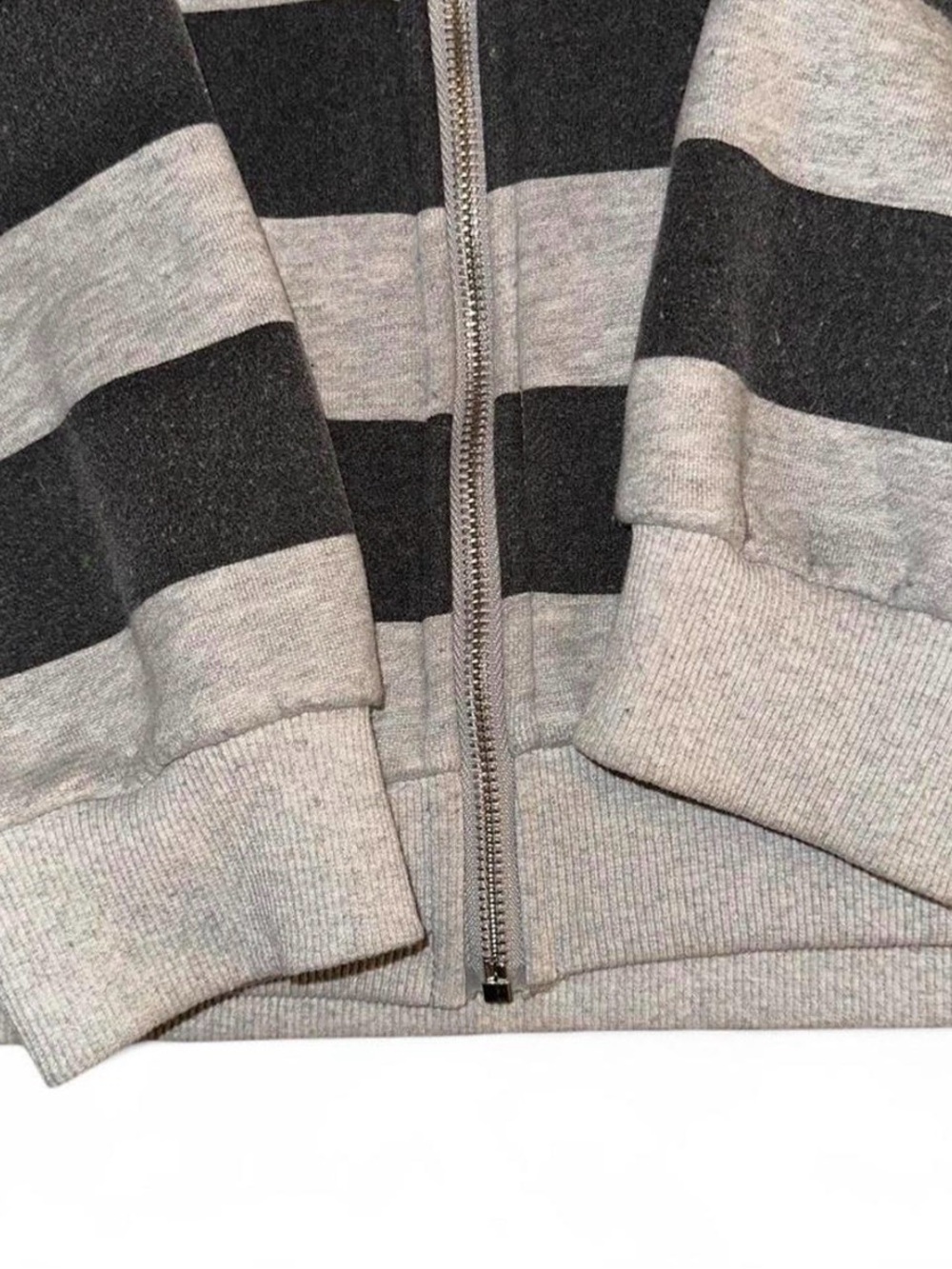 Black and Gray Striped Zip Hoodie Amoeba Music Records Patch Medium Edikted - Picture 6 of 8